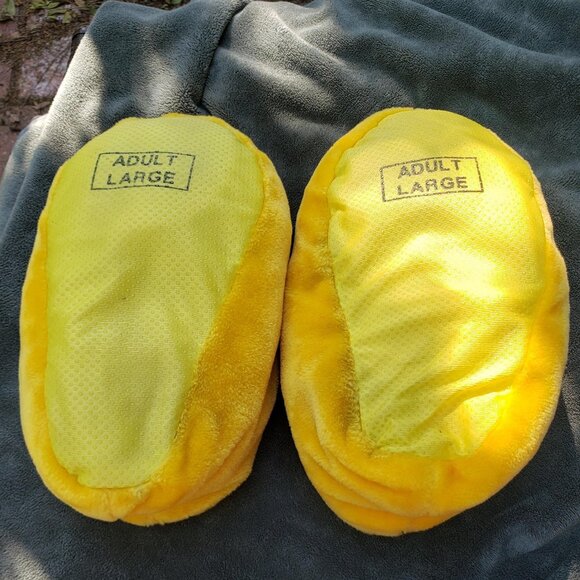 Micky Mouse Slippers - Picture 6 of 9